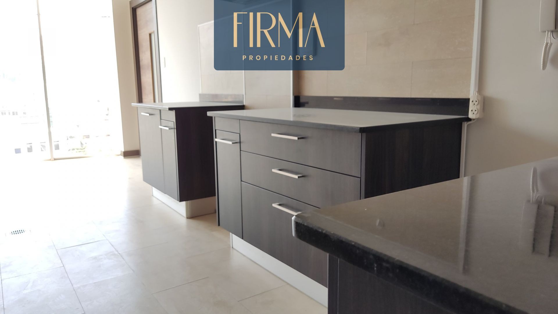 Departamento en Calacoto en La Paz 3 dormitorios 3 baños 1 parqueos Foto 5