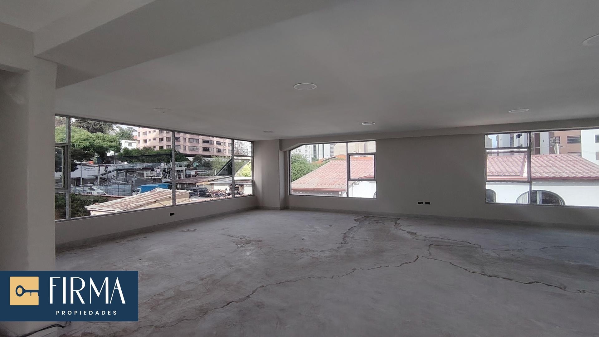 Casa en Obrajes en La Paz 5 dormitorios 4 baños  Foto 3