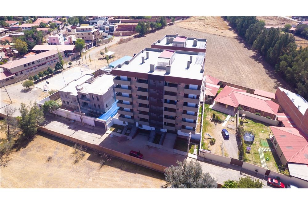 Departamento en Tiquipaya en Cochabamba 3 dormitorios 3 baños  Foto 16