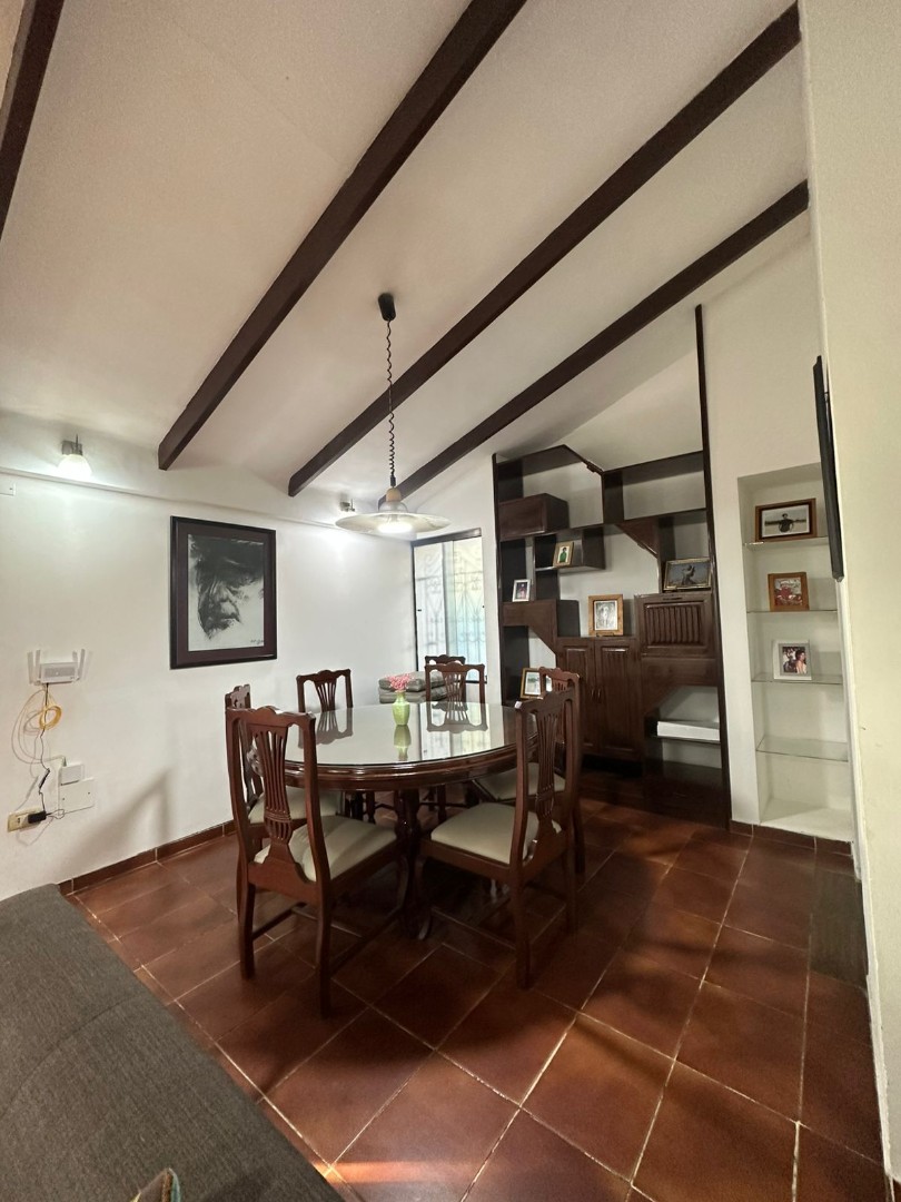 Casa BARRIO URBARI 
CASA EN ANTICRETICO 
AMOBLADA !! Foto 4