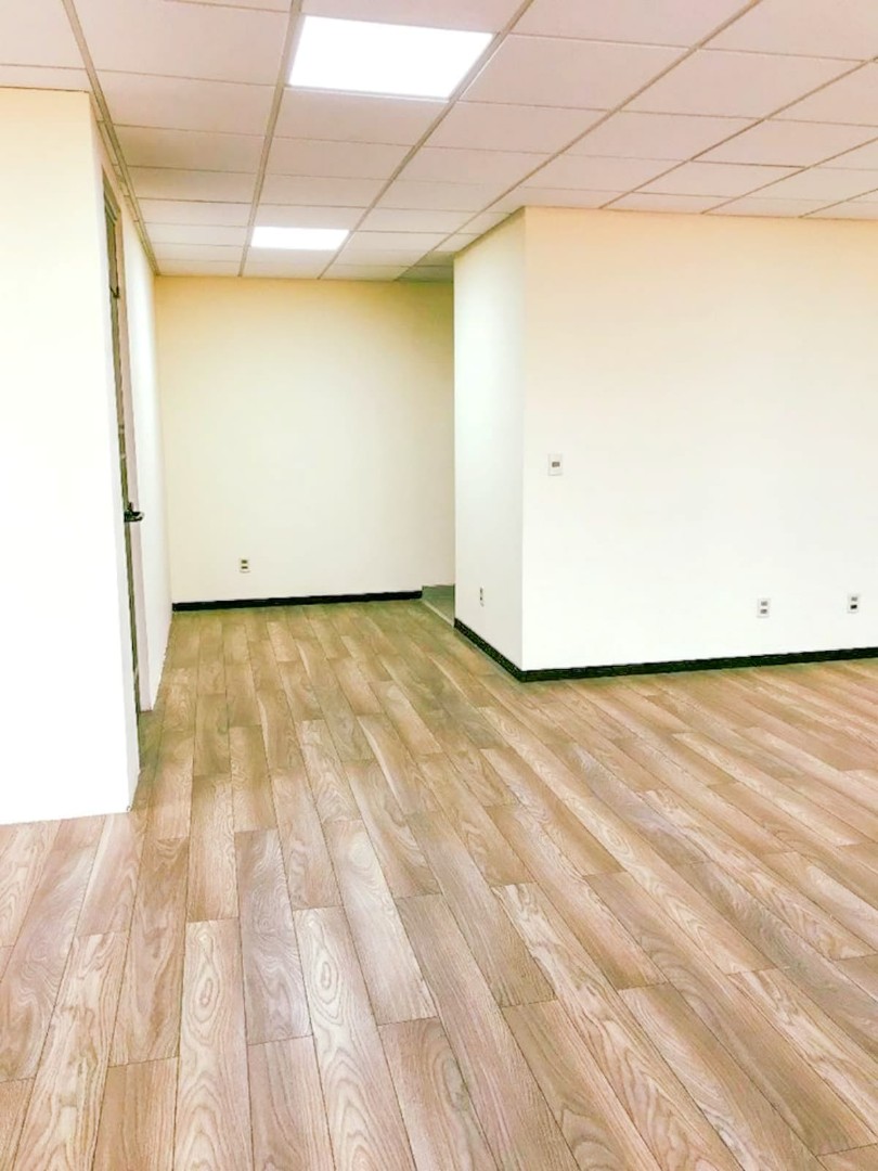 Oficina en AlquilerCALACOTO - ZONA SUR DE LA PAZ Foto 8