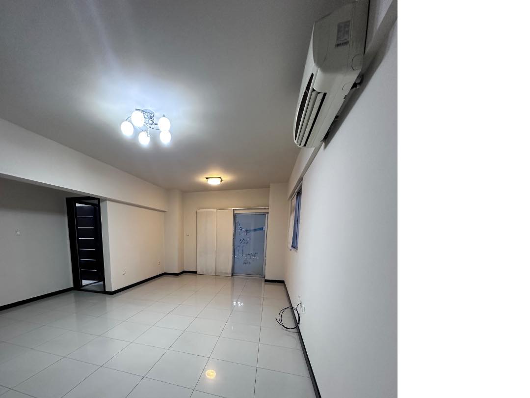Departamento en Entre 1er y 2do anillo Norte en Santa Cruz de la Sierra 3 dormitorios 2 baños 1 parqueos Foto 8