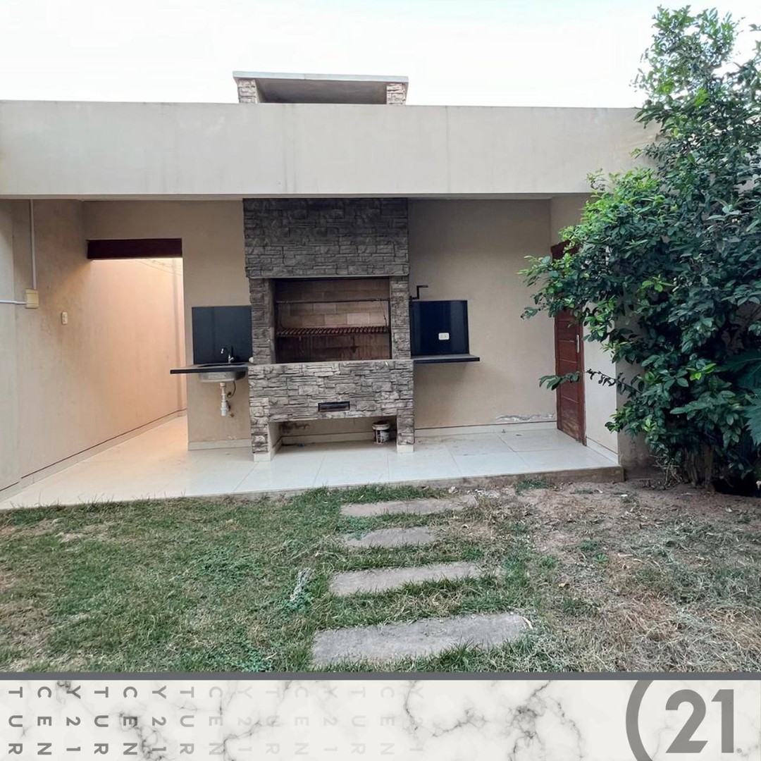 Casa en Entre 6to y 7mo anillo Sur en Santa Cruz de la Sierra 5 dormitorios 4 baños 2 parqueos Foto 8
