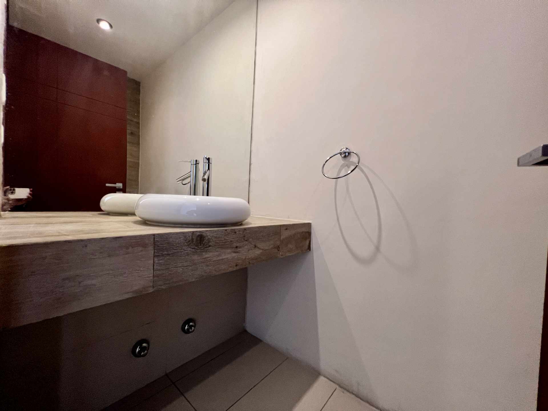 Departamento en AlquilerAv. Pirai 4° anillo 2 dormitorios 3 baños 1 parqueos Foto 2