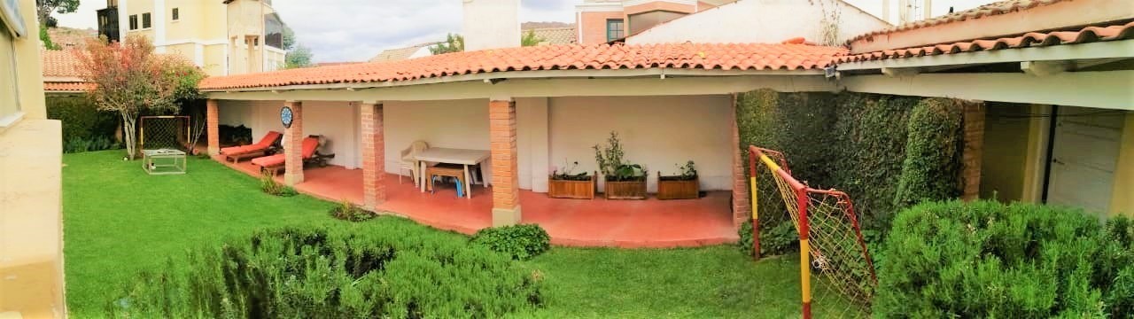 Oficina en Calacoto en La Paz 4 dormitorios 3 baños 5 parqueos Foto 2