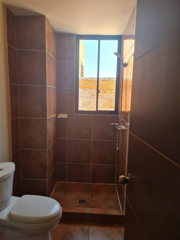 Departamento en Villa Fatima en La Paz 3 dormitorios 3 baños  Foto 12