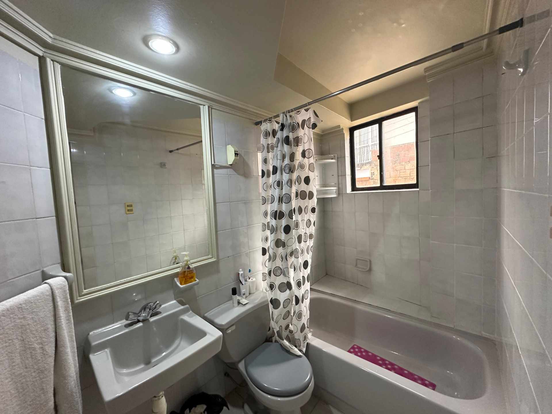 Departamento en Sopocachi en La Paz 3 dormitorios 3 baños  Foto 9