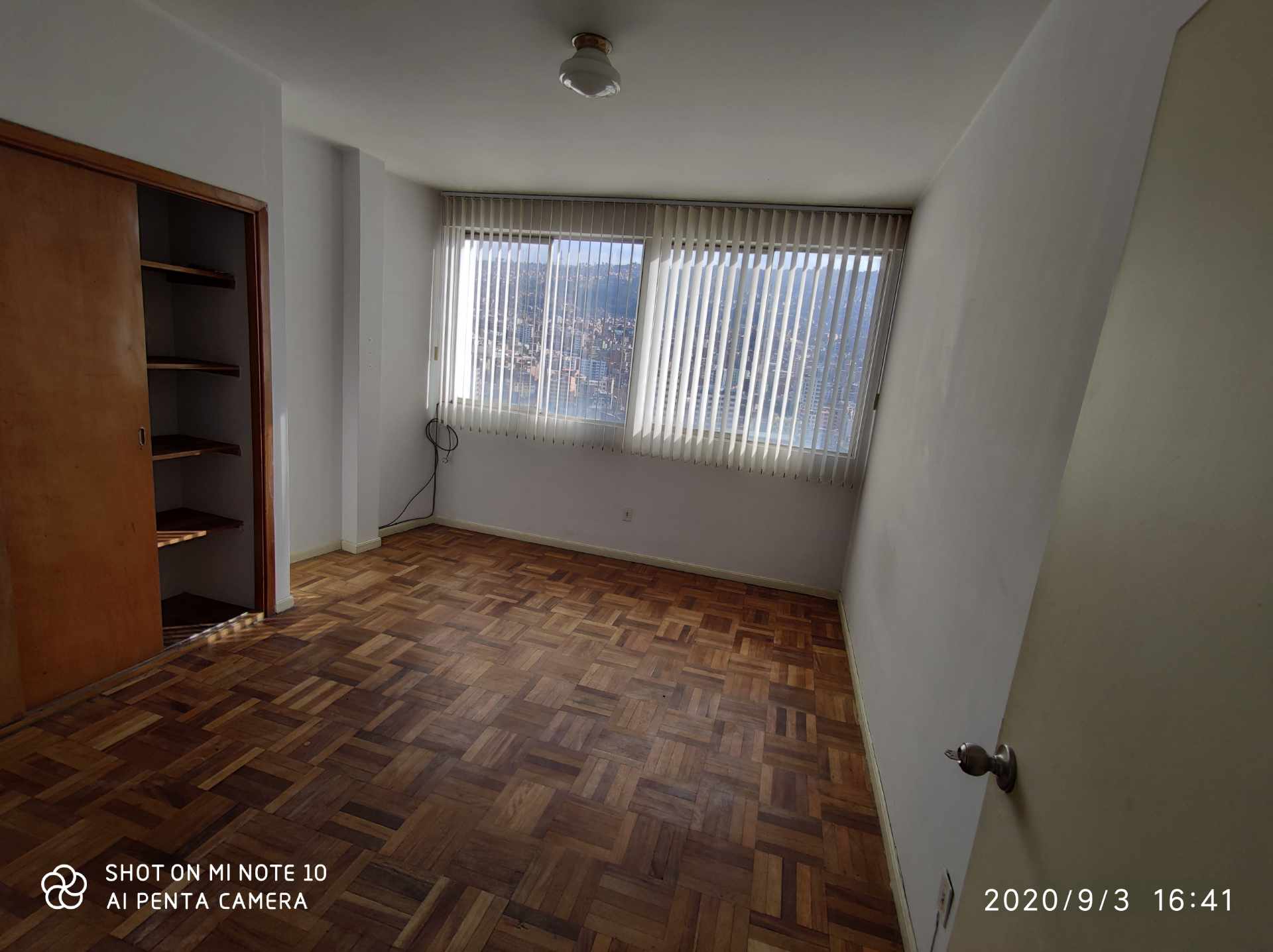 Departamento en VentaZona Central, avenida 16 de julio # 1655 , Edificio Alameda 3 dormitorios 4 baños  Foto 24