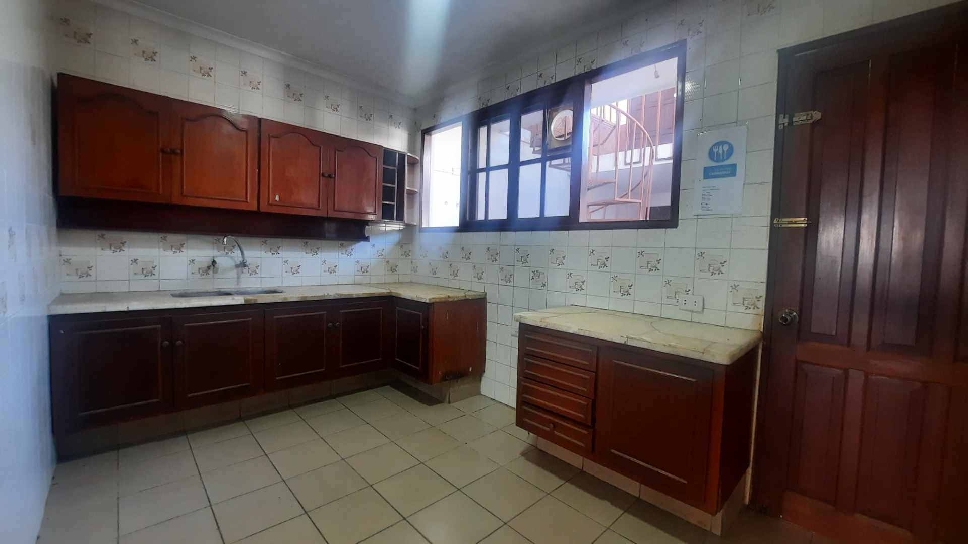 Casa EQUIPETROL CASA EN VENTA!! SIRARI.!! Foto 3