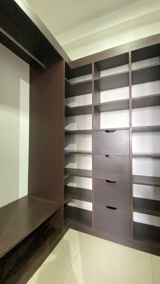 Departamento en AlquilerZONA CENTRO SUR
Condominio Zafiro
Calle Potosí esq. Saavedra 2 dormitorios 2 baños 1 parqueos Foto 19