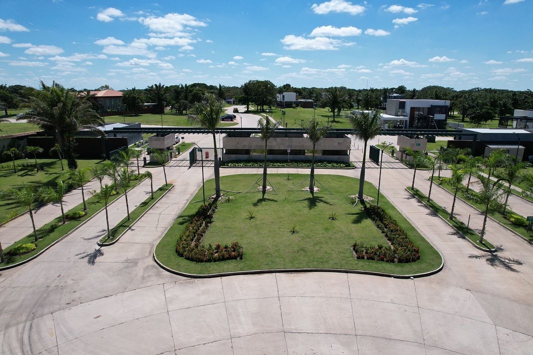 Casa CASA EN VENTA EN LA HACIENDA DEL URUBO A ESTRENAR Foto 16