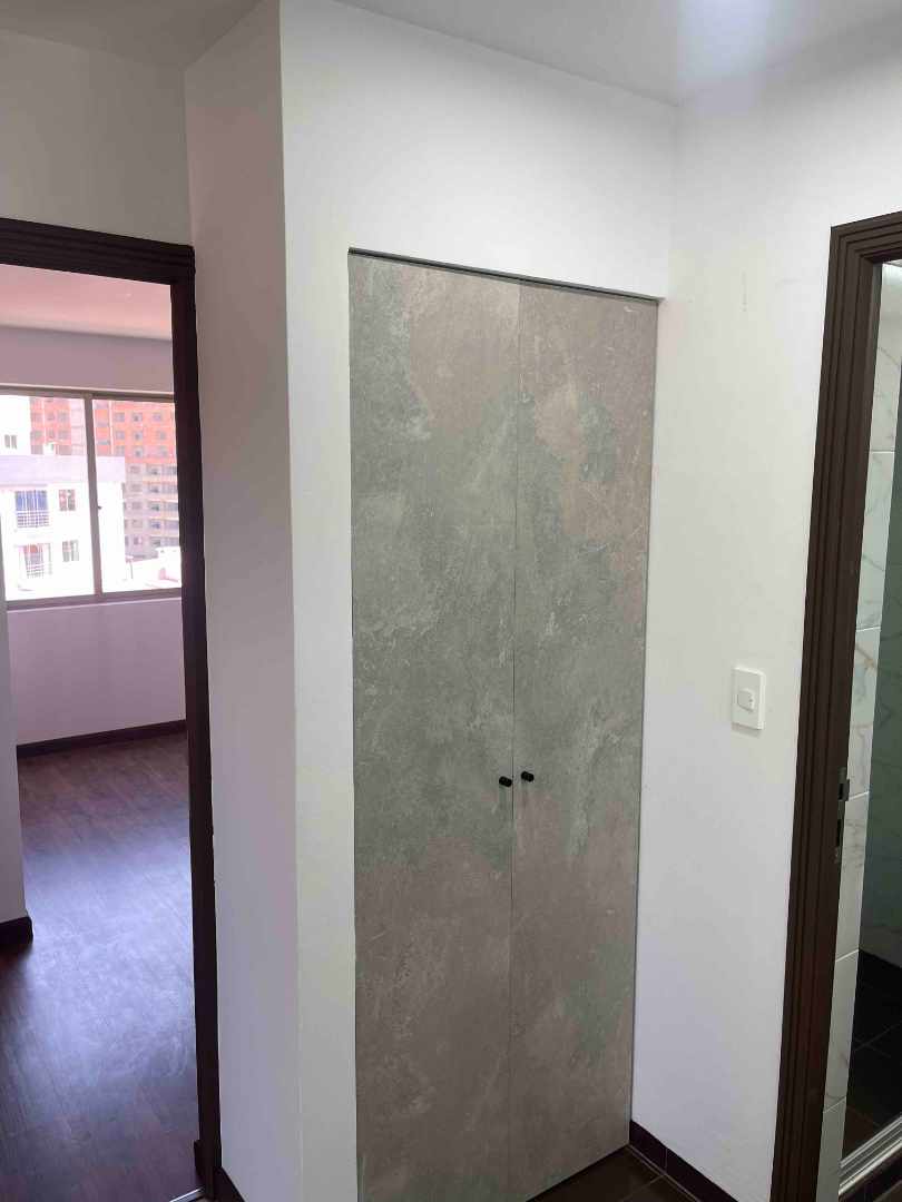 Departamento en Muyurina en Cochabamba 3 dormitorios 2 baños 1 parqueos Foto 24