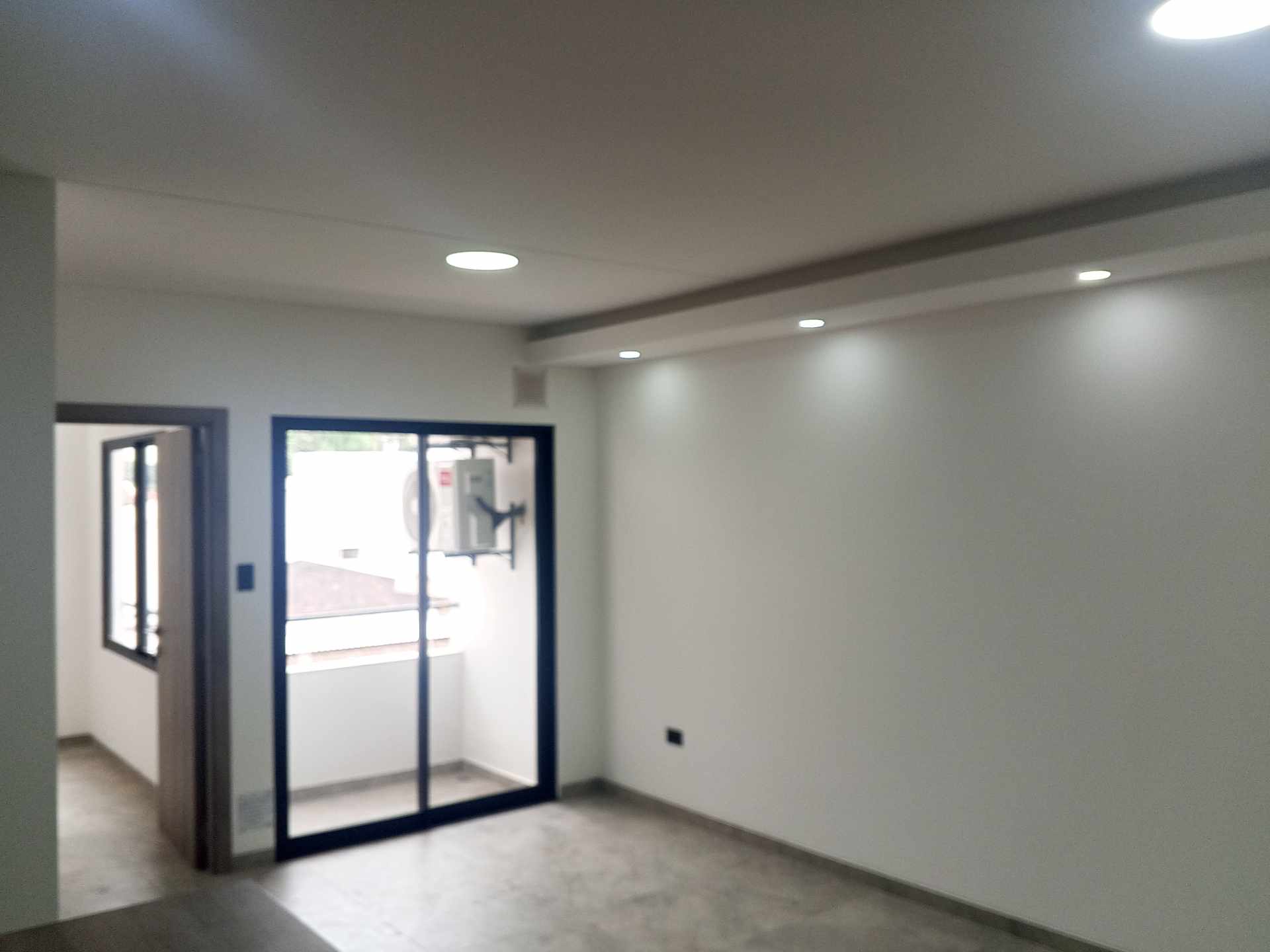 Departamento [CONDOMINIO TWIST| URBARI] ALQUILER SIN MUEBLES: DEPARTAMENTO 1 DORMITORIO CON BALCON A ESTRENAR Foto 5