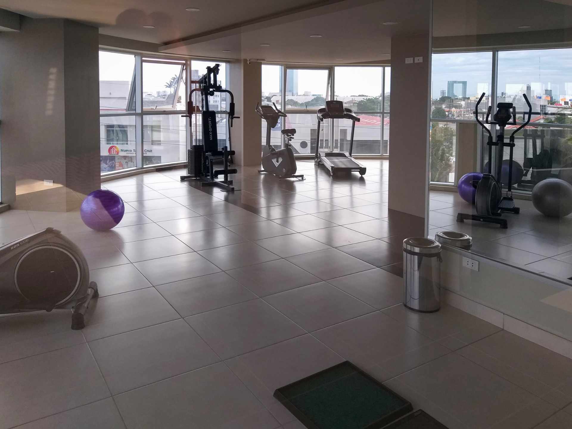 Departamento en AlquilerTorres Evolution - Tercer anillo Interno y Av. Beni - Zona Norte 1 dormitorios 1 baños 1 parqueos Foto 14