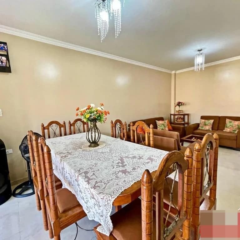 Casa en Entre 8vo y 9no anillo Norte en Santa Cruz de la Sierra 4 dormitorios 3 baños 2 parqueos Foto 12