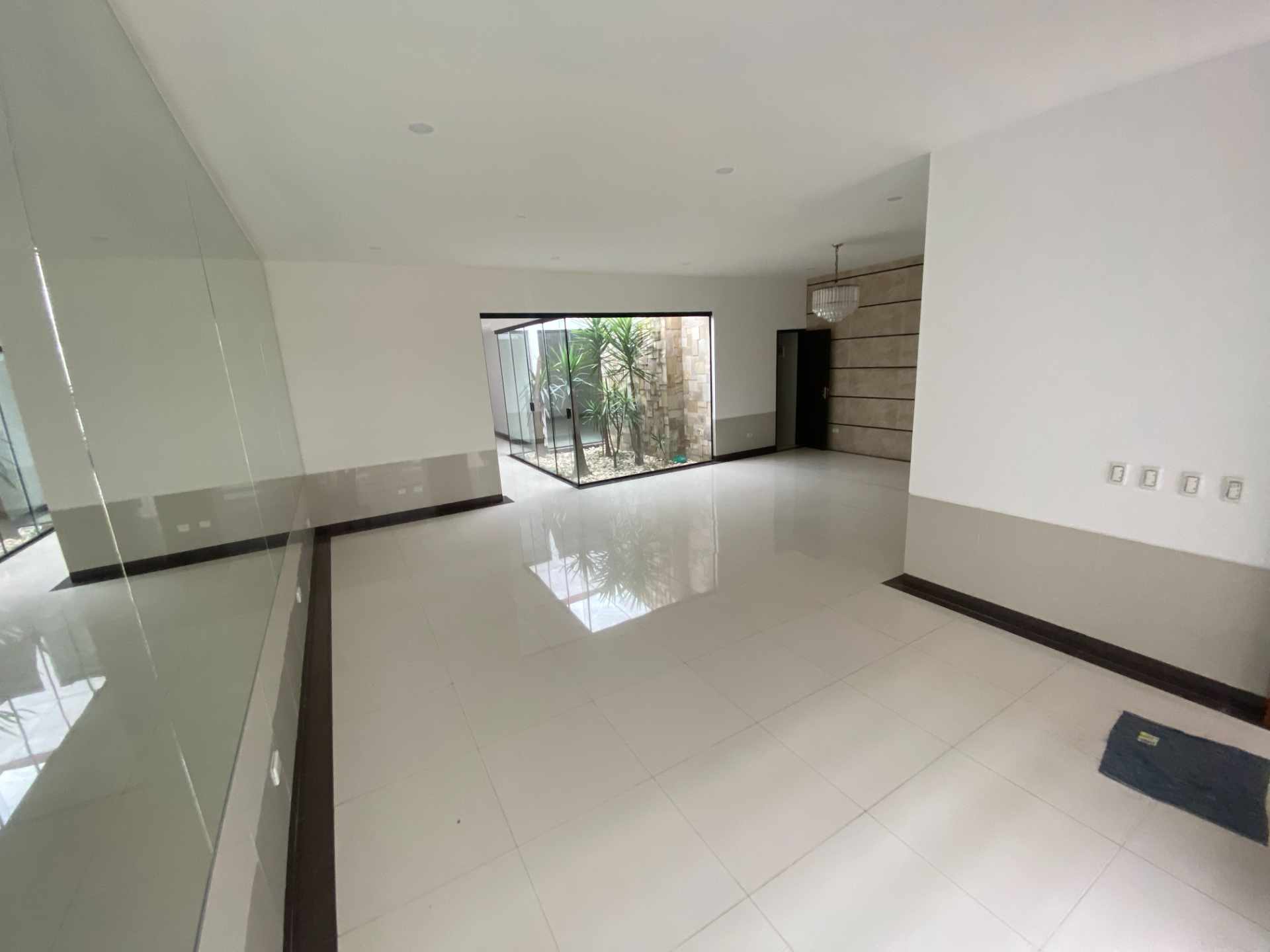 En Venta a $us 165,000 Foto 13