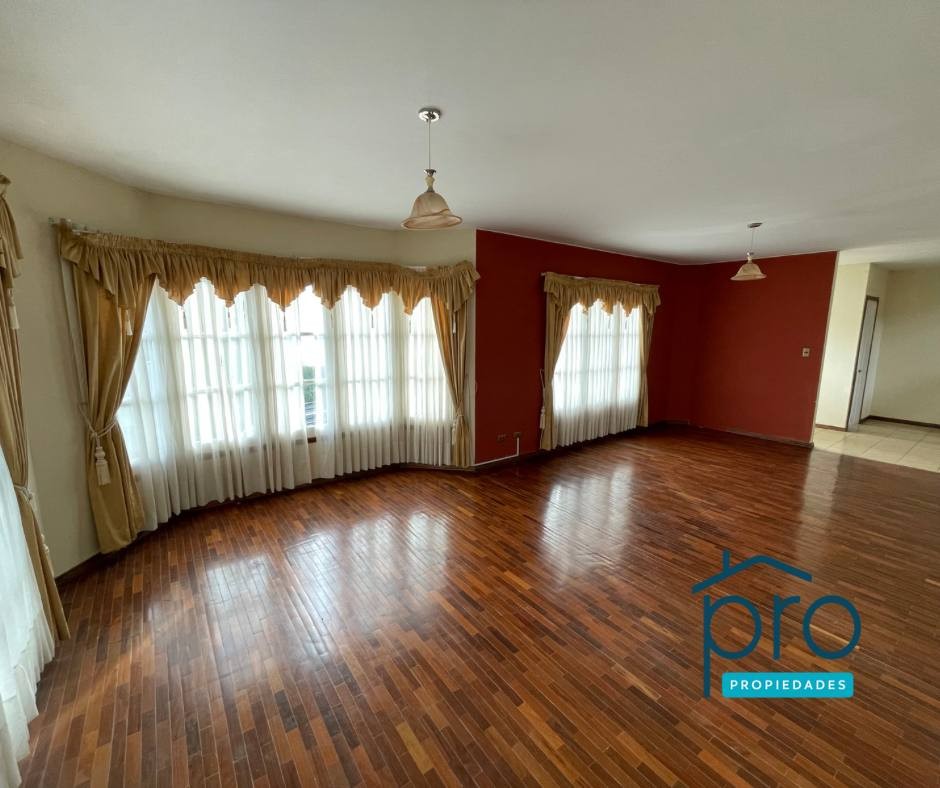 En Alquiler a Bs 4,900 Foto 8