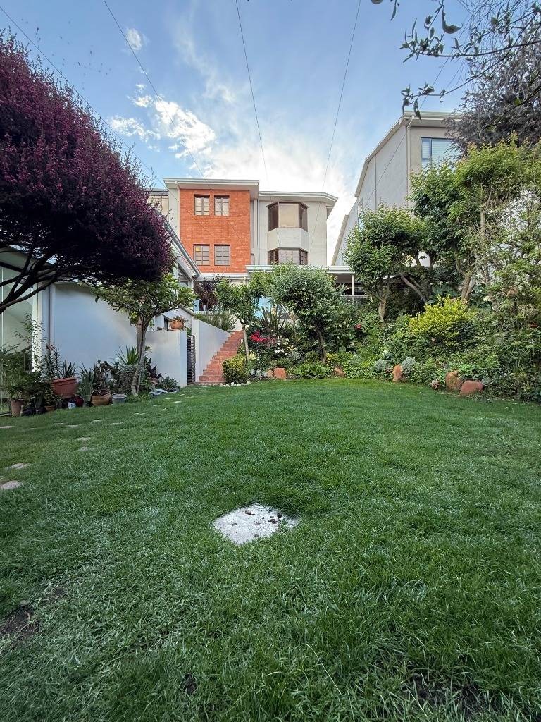 Casa en VentaMALLASILLA, URB. PROVIDENCIA 4 dormitorios 6 baños 4 parqueos Foto 4