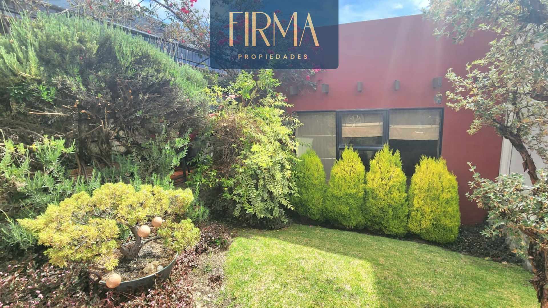 Casa en VentaLas Lomas de Achumani 3 dormitorios 3 baños 2 parqueos Foto 6