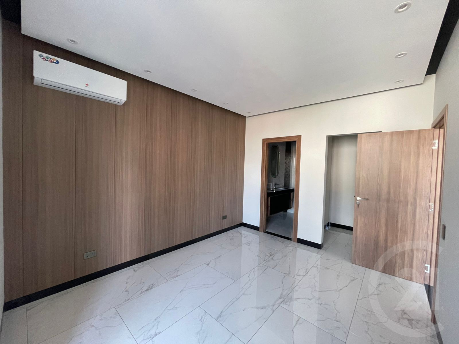 Departamento en Equipetrol en Santa Cruz de la Sierra 2 dormitorios 2 baños 1 parqueos Foto 6