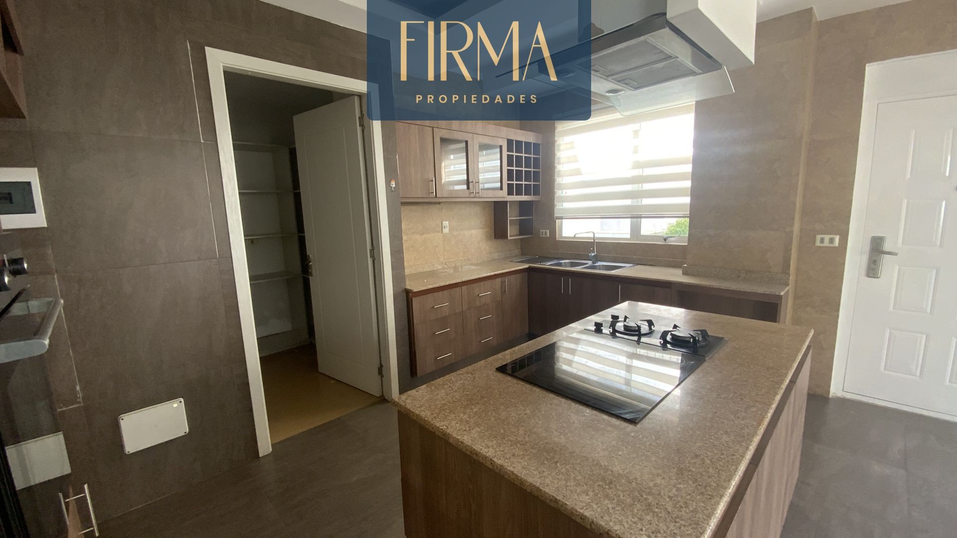 En Venta a $us 390,000 Foto 27