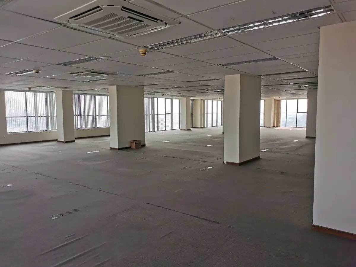 Oficina TORRES CAINCO 
Calle La Paz Esquina Saavedra Foto 3