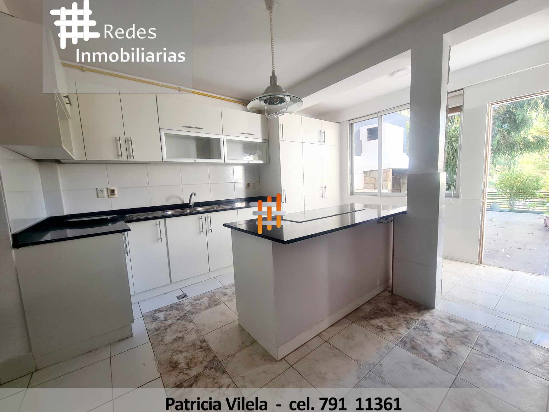 Casa en AlquilerCASA EN ALQUILER PECIOSA EN ISLA VERDE  3 dormitorios 5 baños 2 parqueos Foto 8
