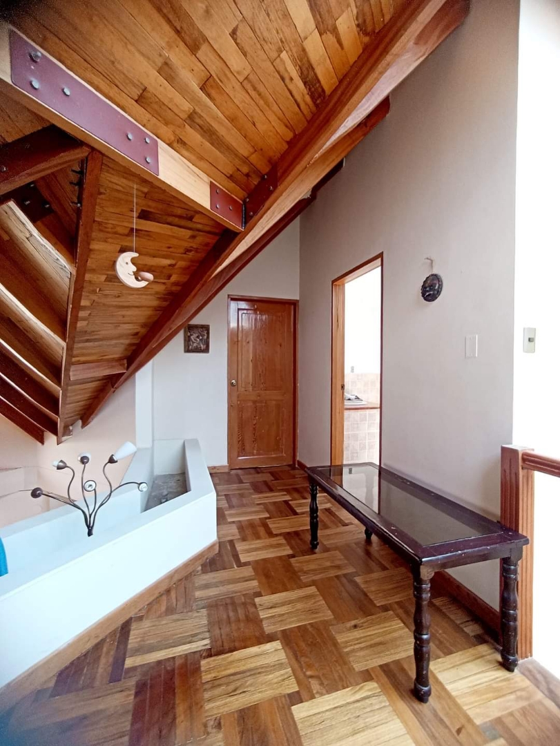 Casa en VentaUMAMANTA  3 dormitorios 4 baños 2 parqueos Foto 12