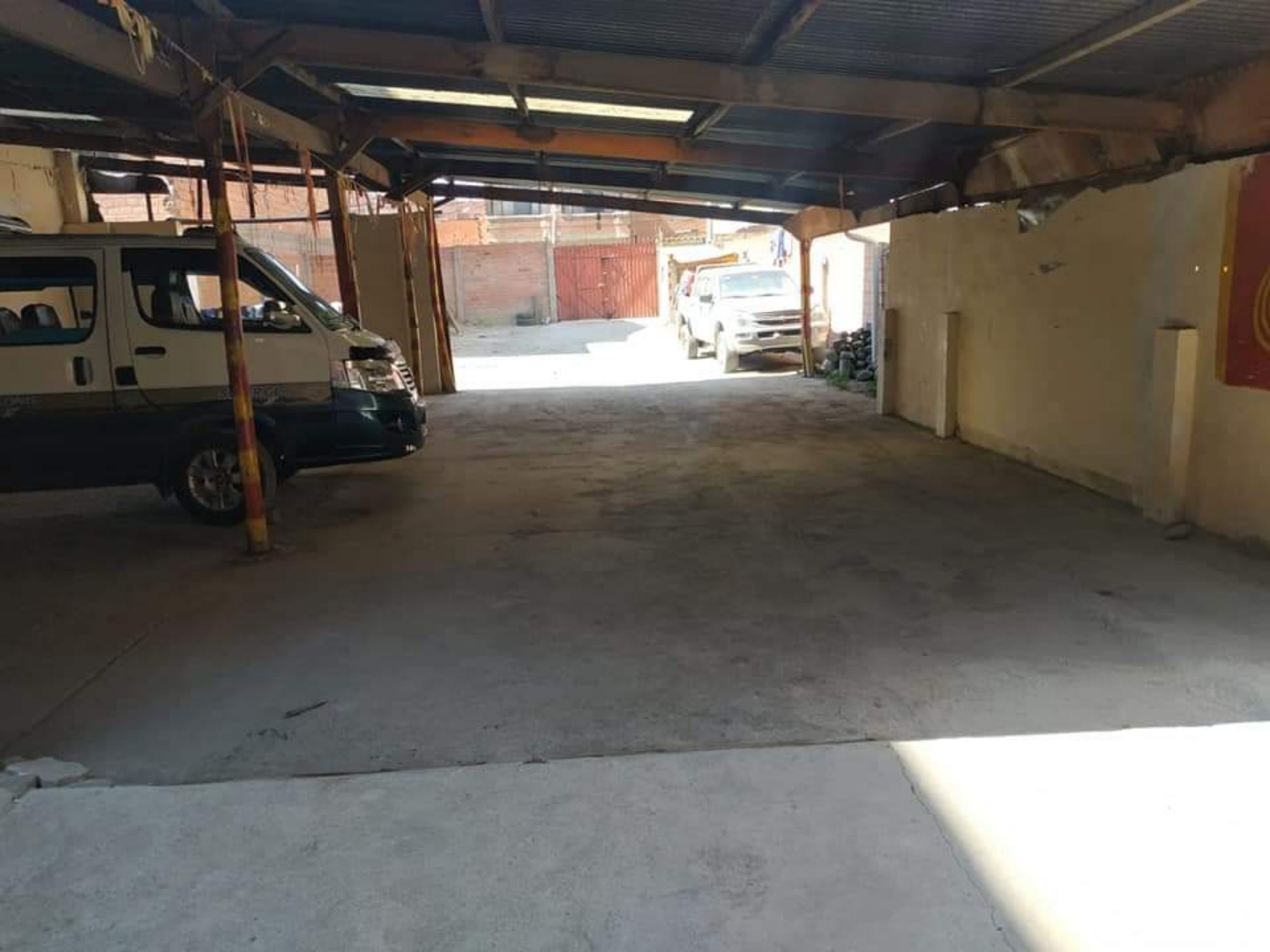 Terreno en VentaAV JUAN PABLO II    Foto 6