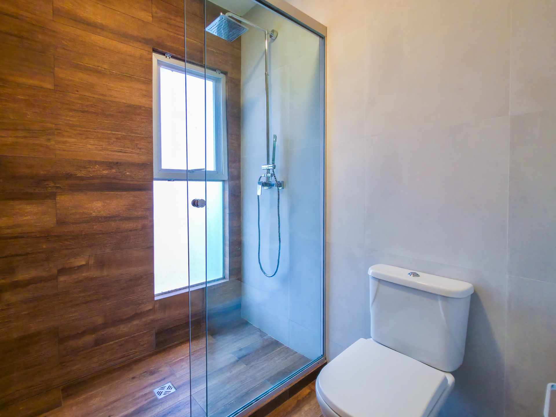 Casa en VentaAv Pirai 6to anillo Condominio Palma mallorca 4 dormitorios 4 baños 4 parqueos Foto 8