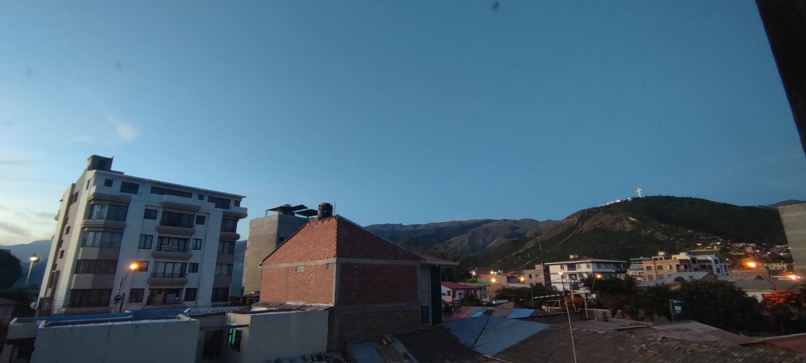 Departamento Plaza General Román, entre J.arce y linares Foto 5