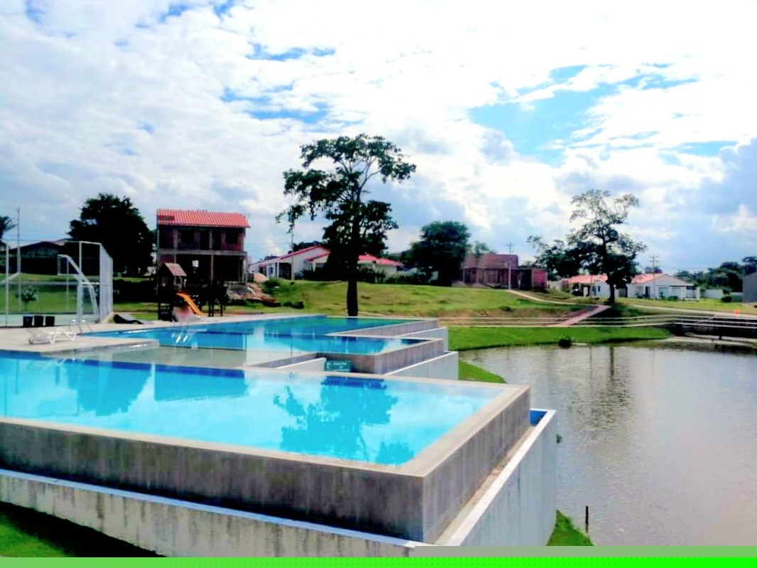 Casa en VentaURUBÓ
LOS PARQUES 2
Condominio Cerrado Foto 3