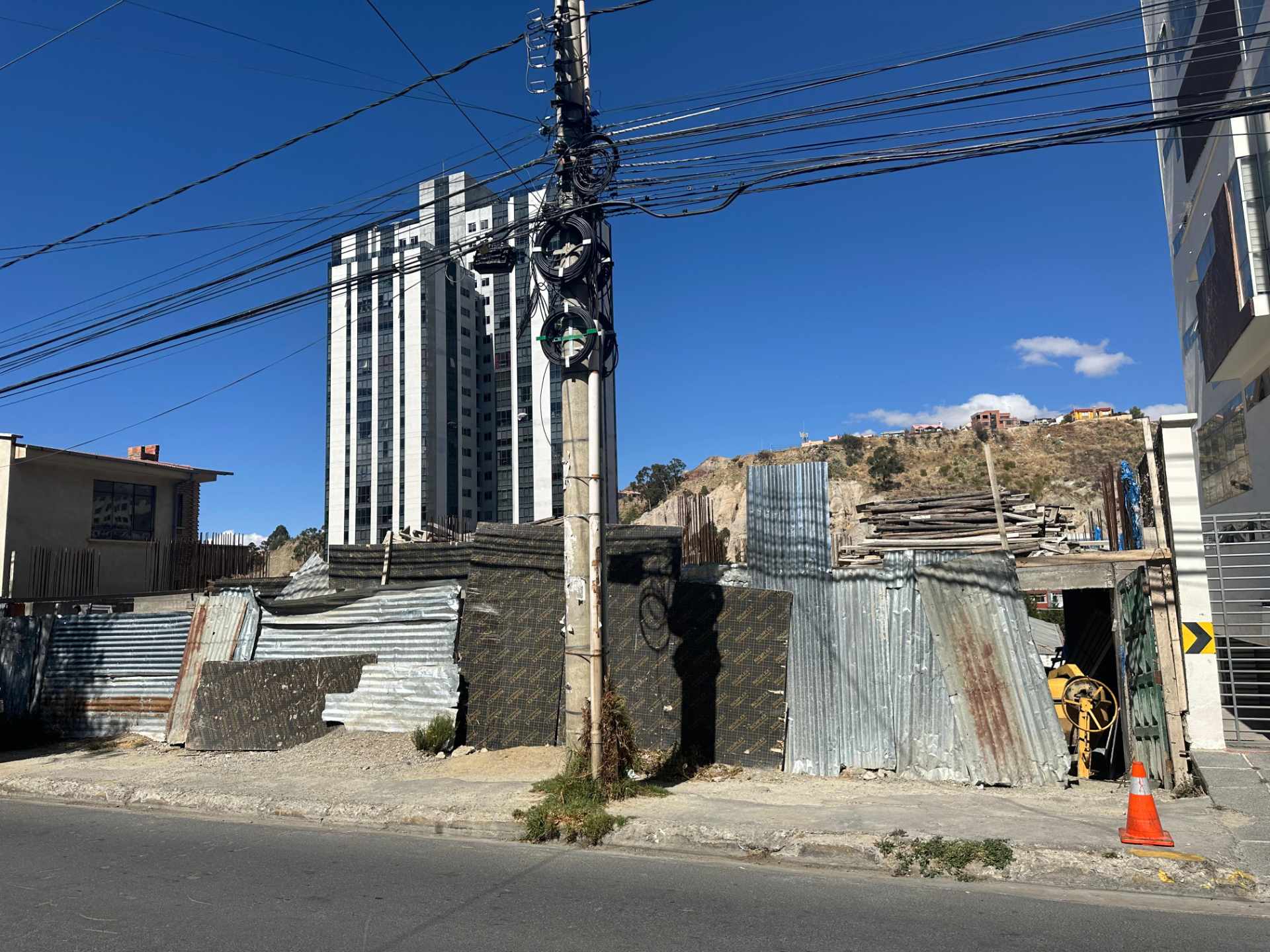 Terreno en VentaOBRAJES Foto 5