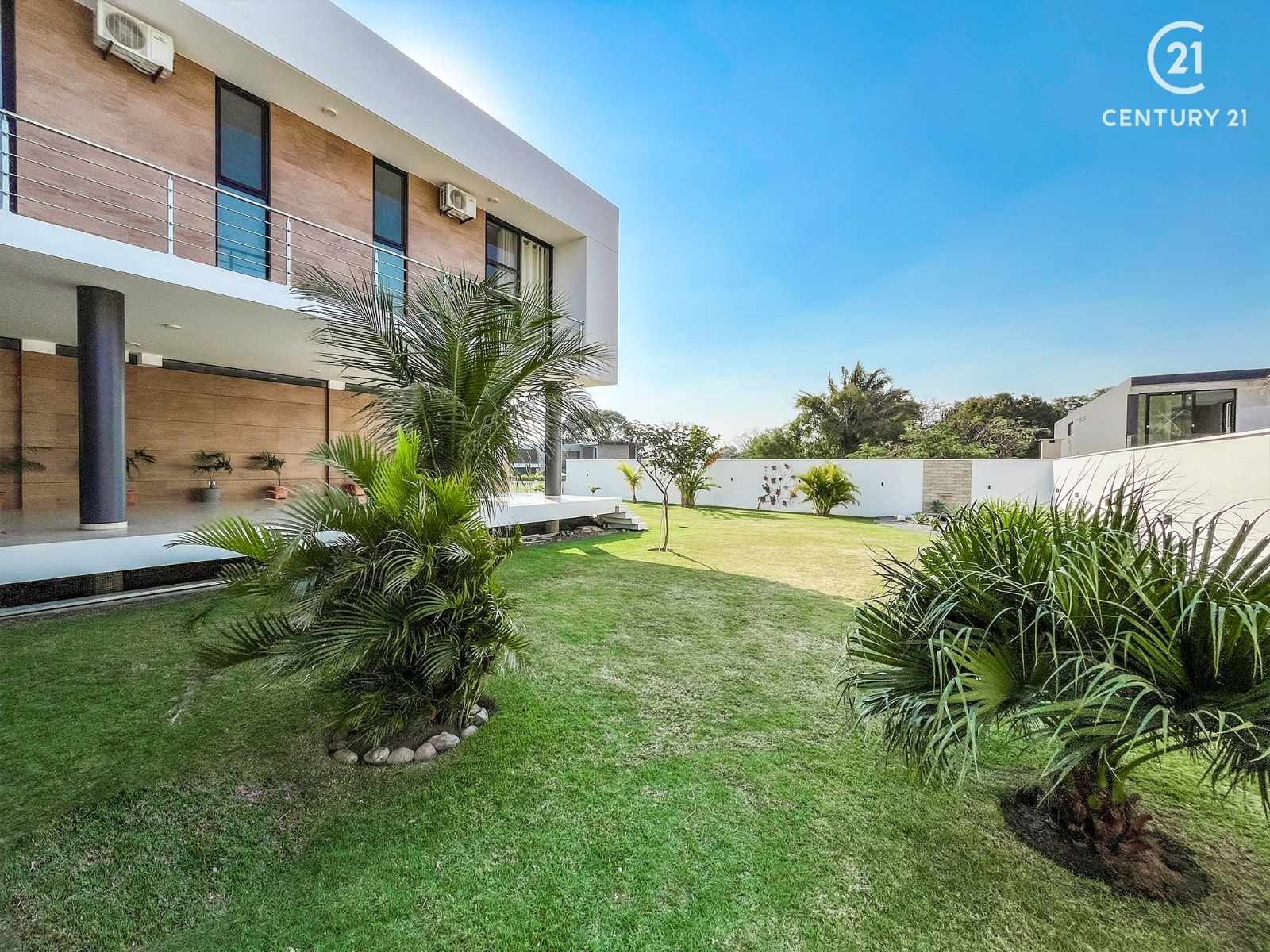 En Venta a $us 878,000 Foto 10