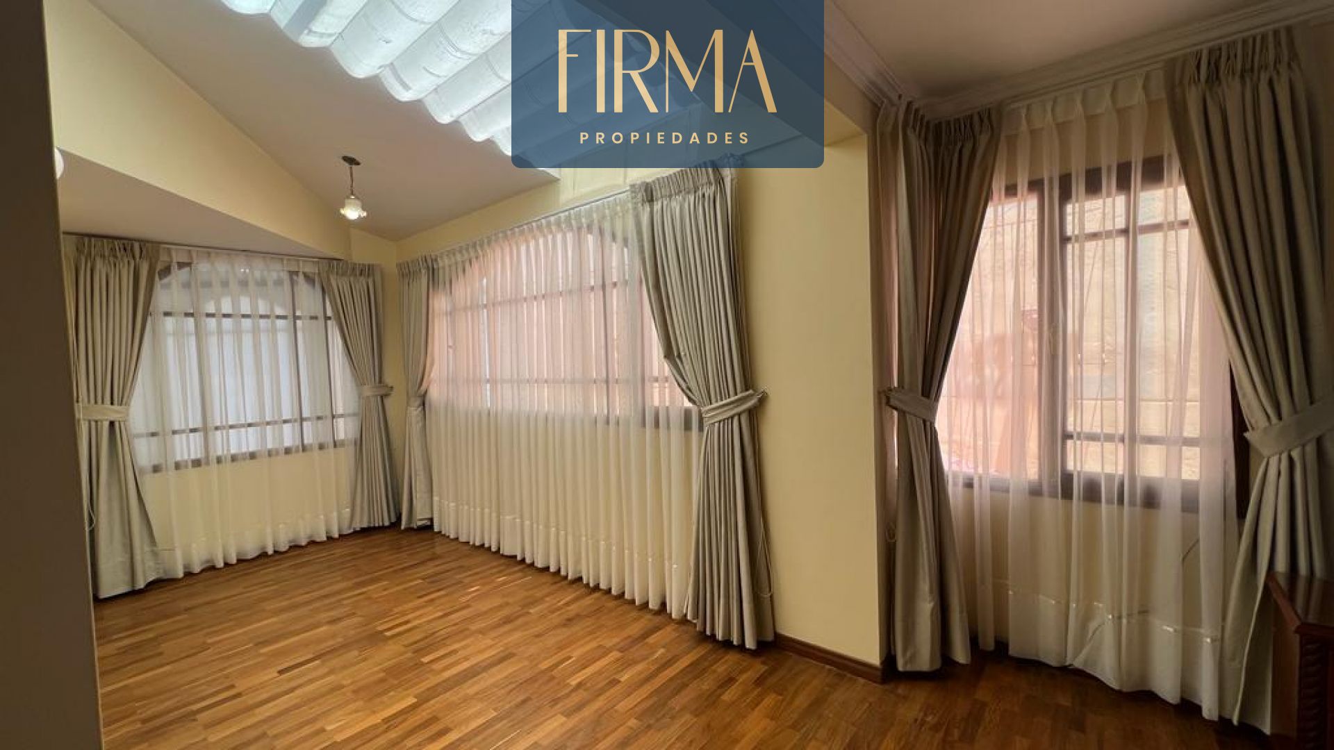 Casa en AlquilerALQUILA ESTA CASA  EN SAN MIGUEL 3 dormitorios 4 baños 2 parqueos Foto 18