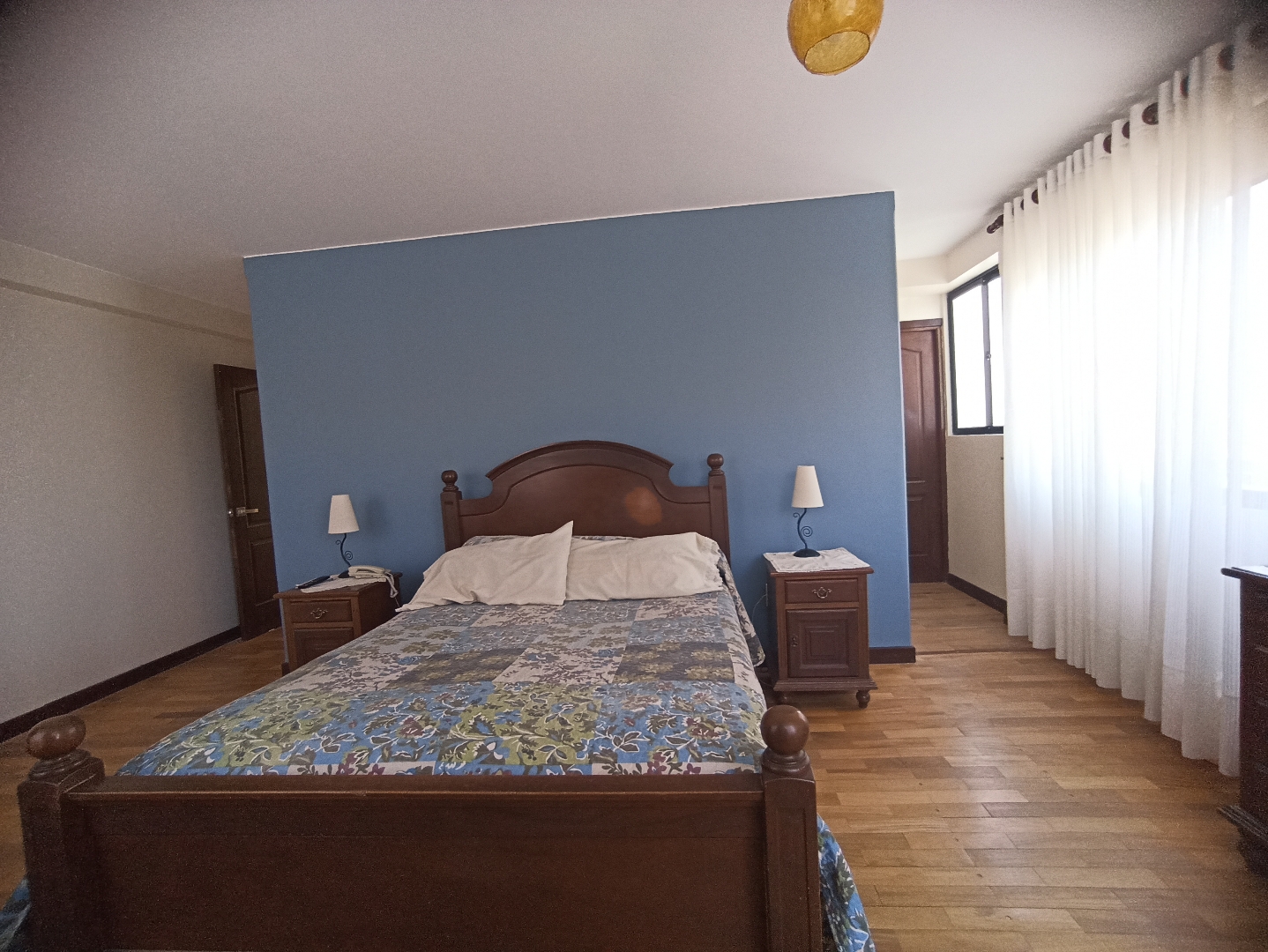 Casa en VentaACHUMANI LOMAS DE ACHUMANI  3 dormitorios 4 baños 2 parqueos Foto 10