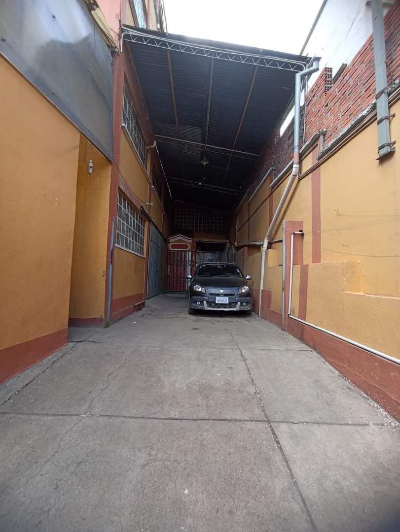 Galpón en VentaDEPOSITOS, GALPON Y SALON DE FIESTAS    Foto 20