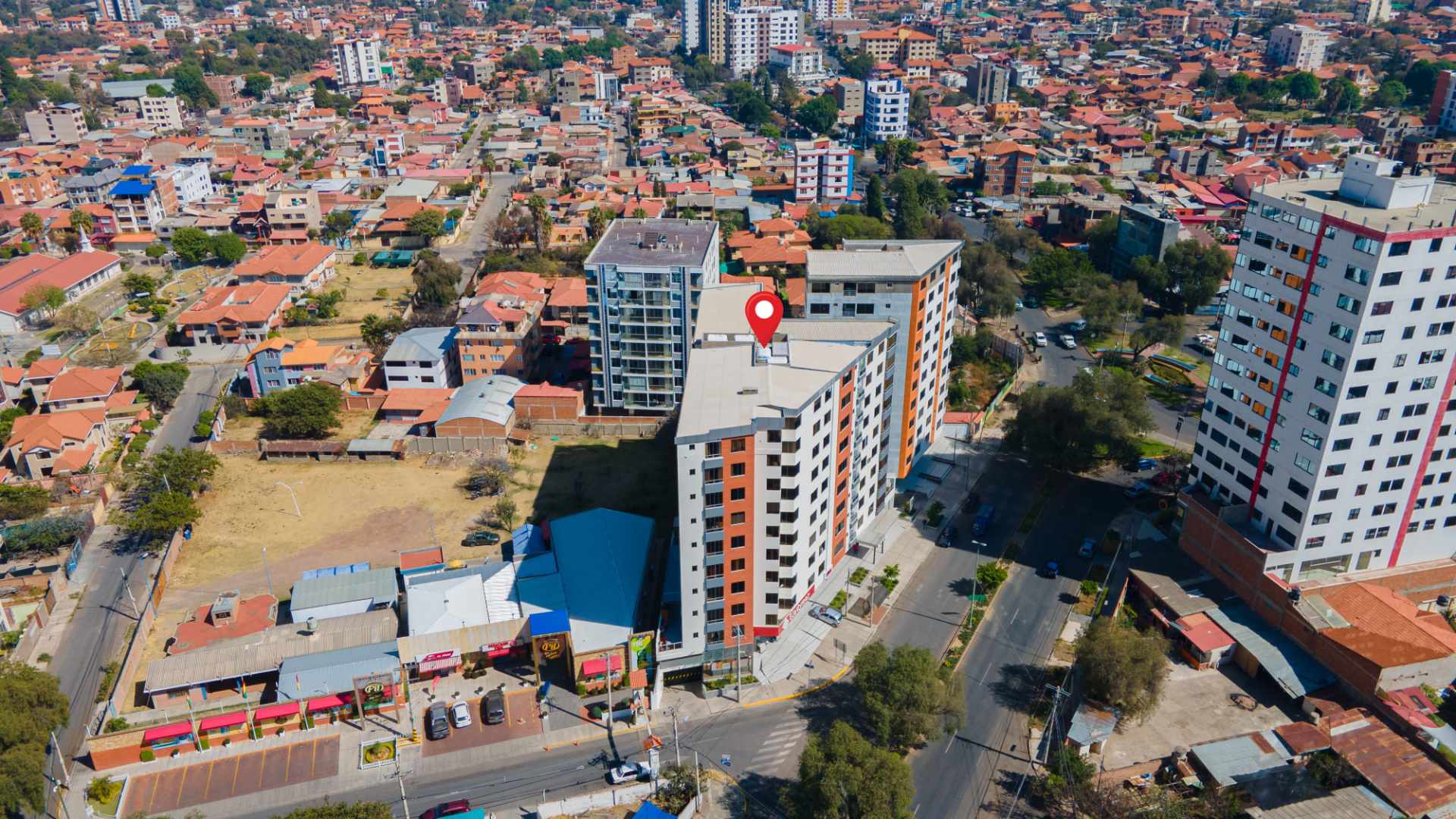 Departamento en Sarco en Cochabamba 4 dormitorios 3 baños 2 parqueos Foto 21