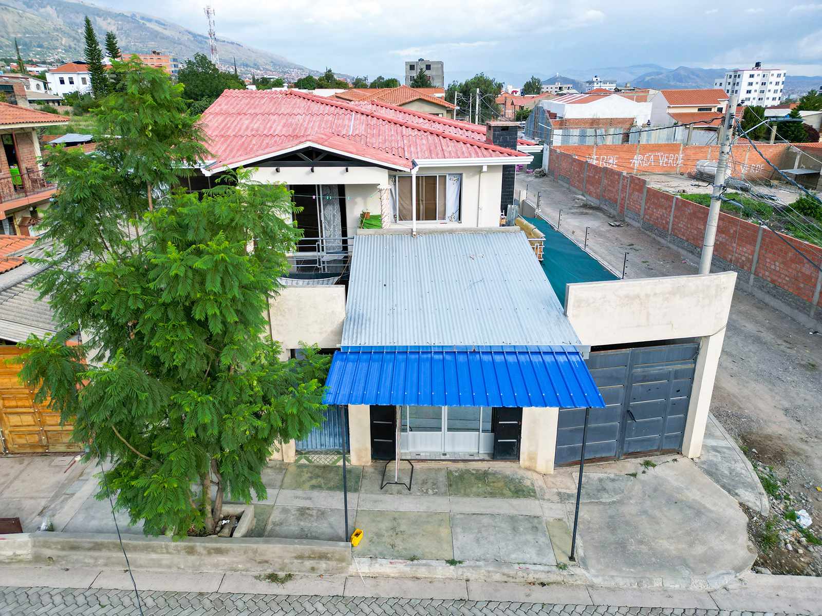Casa Av. Daniel Salamanca - Tiquipaya Foto 46