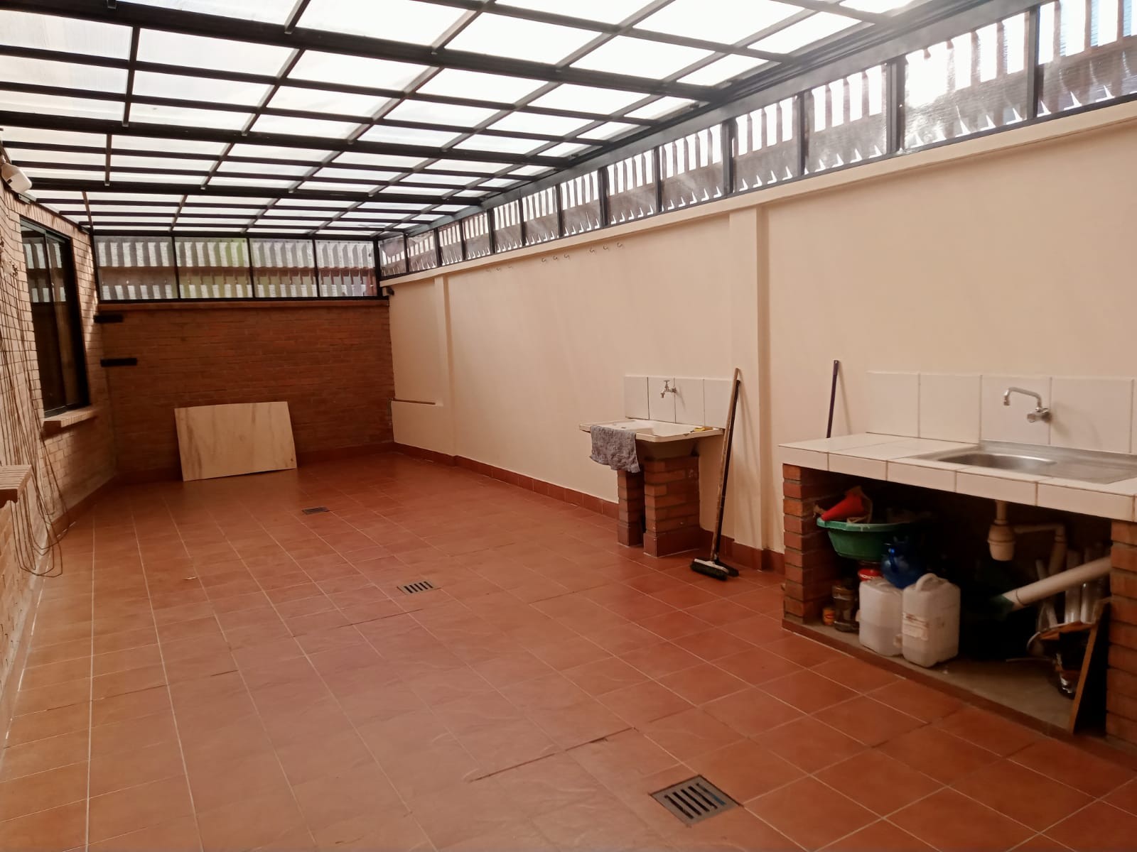 Departamento en Alquiler¡¡ALQUILA ESTE DEPARTAMENTO EN ACHUMANI, CON PATIO Y PARRILLERO PRIVADO!! Foto 18