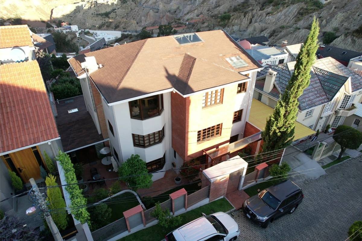 Casa en VentaMALLASILLA, URB. PROVIDENCIA 4 dormitorios 6 baños 4 parqueos Foto 1