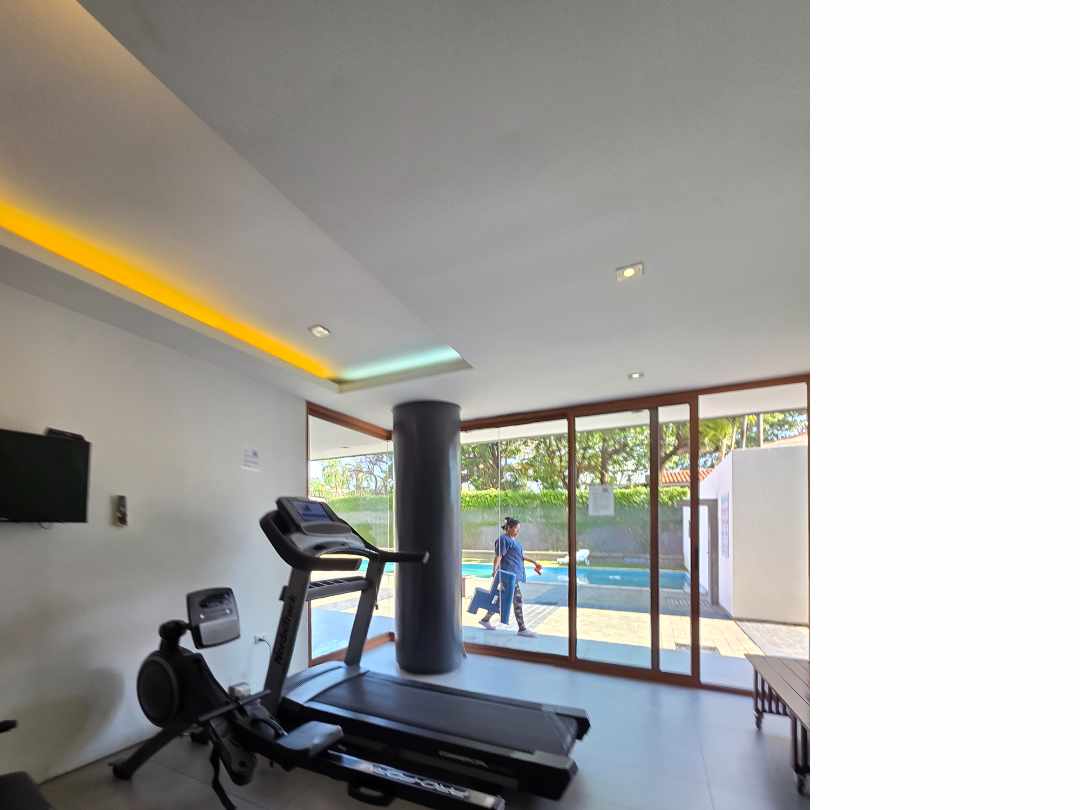 Departamento en AlquilerZona Norte 
6to. Anillo ( Av.Banzer y Beni)
Condominio Torres de  la Sierra 3 dormitorios 4 baños 1 parqueos Foto 24