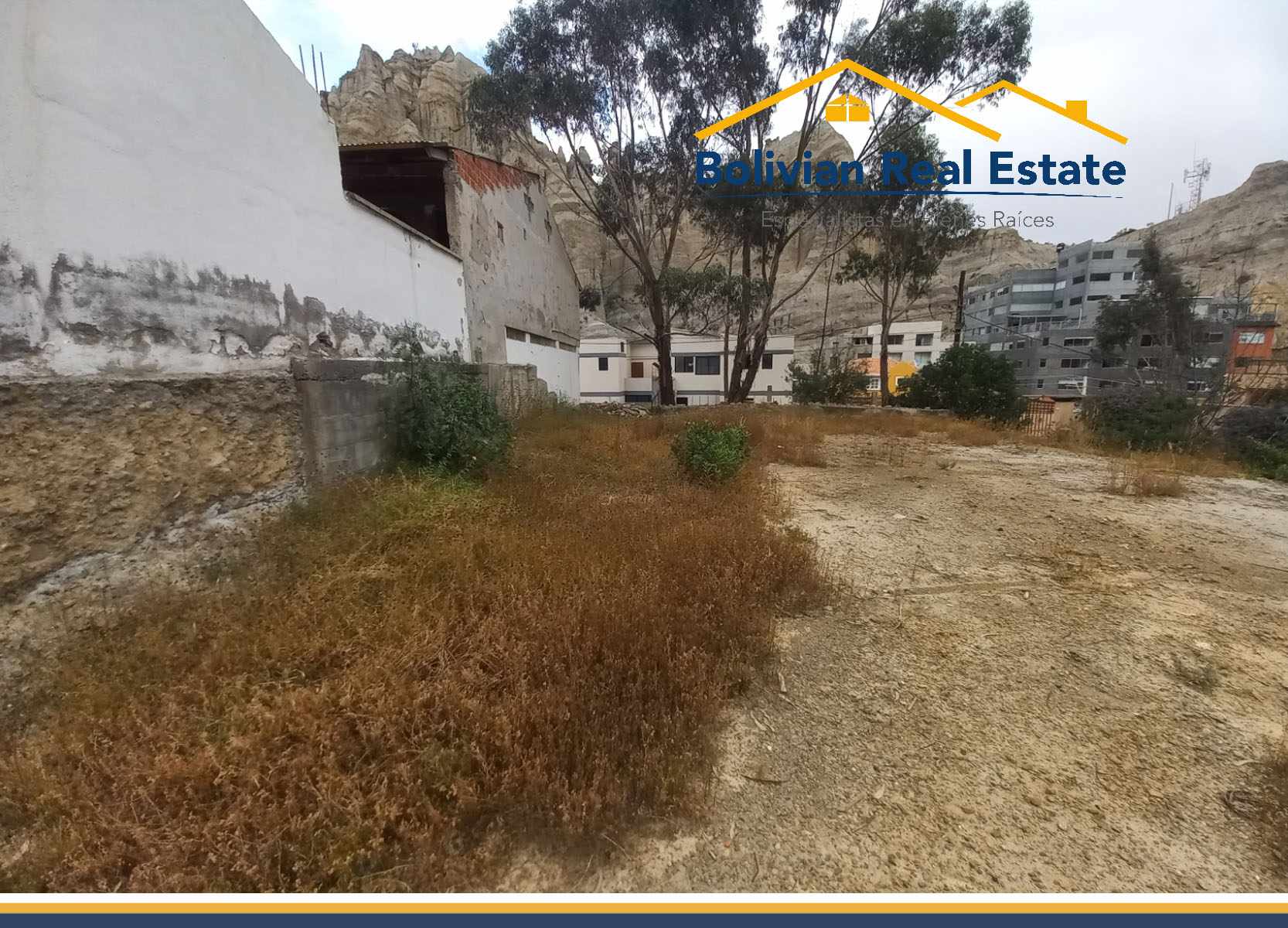 Terreno en VentaEN VENTA TERRENO EN PLENA ESQUINA, ACHUMANI PAMIR PAMPA     Foto 2