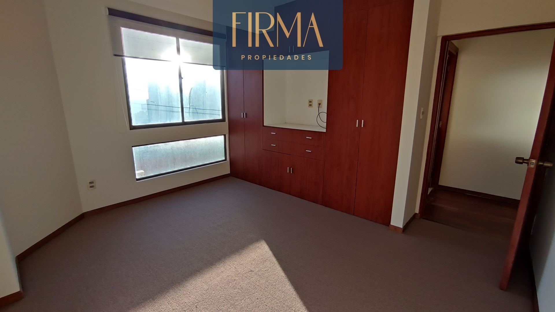 Departamento en VentaDEPARTAMENTO EN VENTA, COTA COTA 3 dormitorios 4 baños 1 parqueos Foto 11