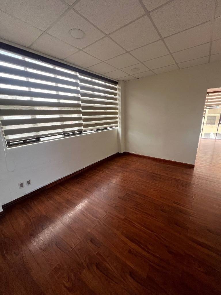 Oficina en AlquilerSAN MIGUEL, CALLE GABRIEL RENÉ MORENO 4 dormitorios 2 baños  Foto 12