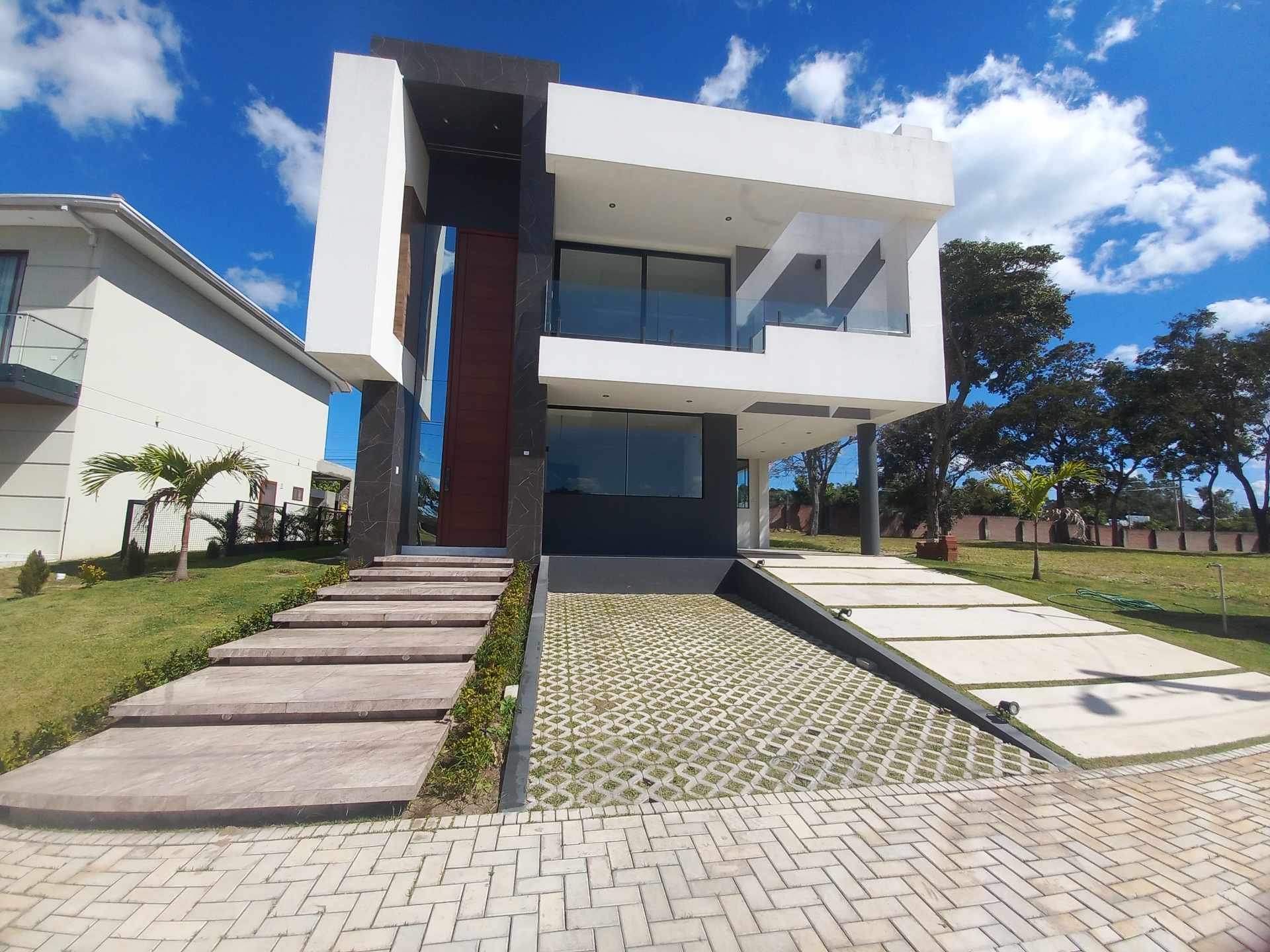 Casa CONDOMINIO VILLA REAL, URUBO Foto 1