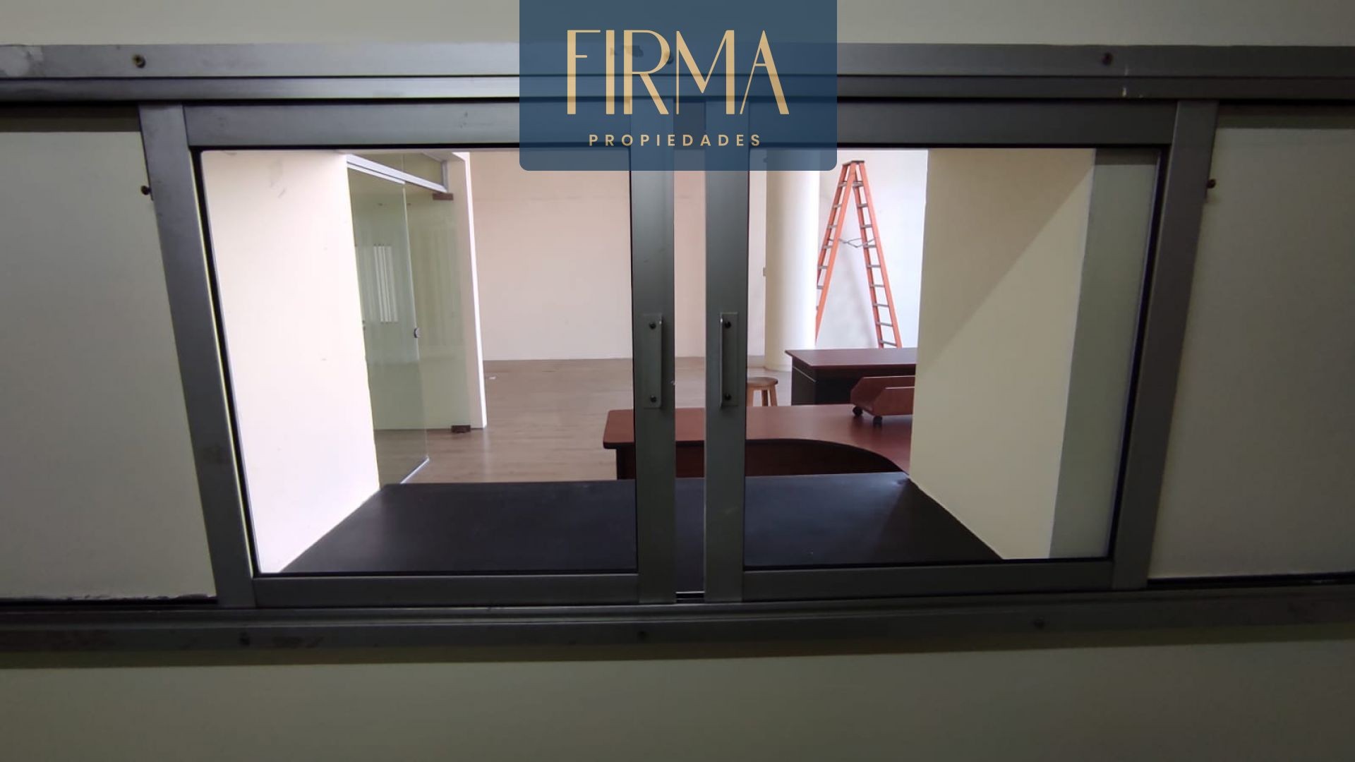 Local comercial ALQUILA ESTE LOCAL EN MIRAFLORES Foto 17