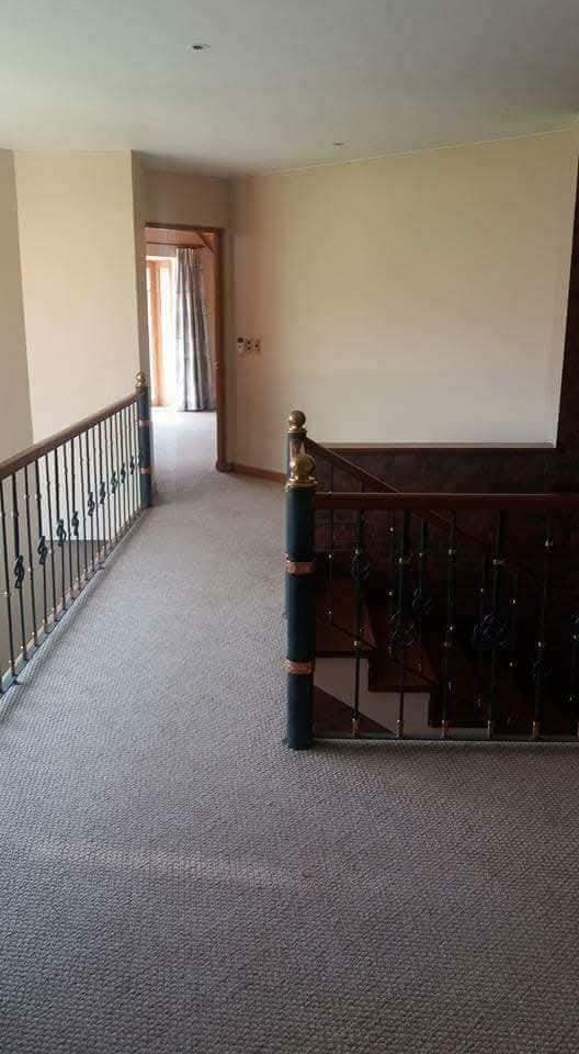 Casa en Mallasilla en La Paz 4 dormitorios 4 baños 3 parqueos Foto 10