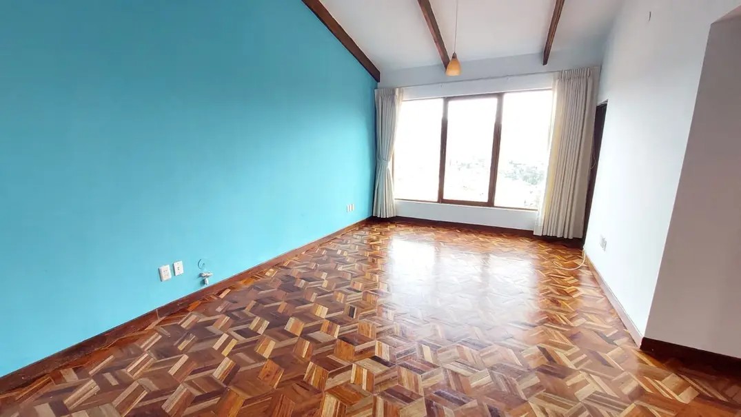 Casa en Seguencoma en La Paz 4 dormitorios 3 baños  Foto 11