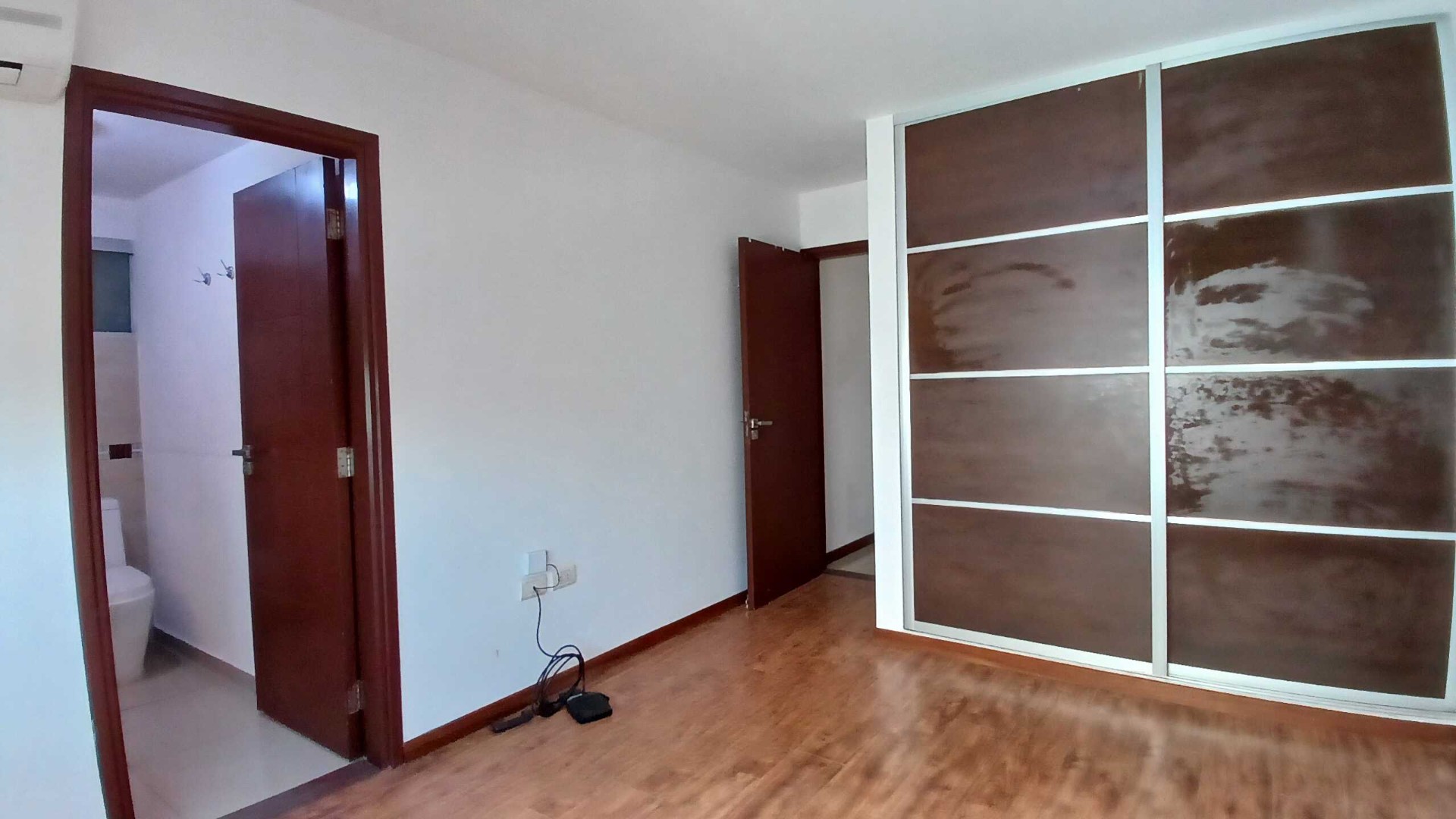 Departamento en Alquiler🏢 EN ALQUILER – CÓMODO DEPARTAMENTO EN ZONA CENTRO Foto 5